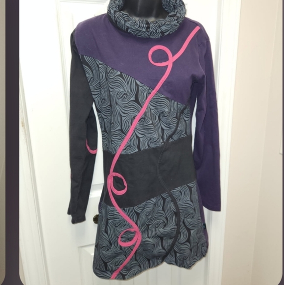 leopards & roses Dresses & Skirts - Leopards & Roses Abstract Dress